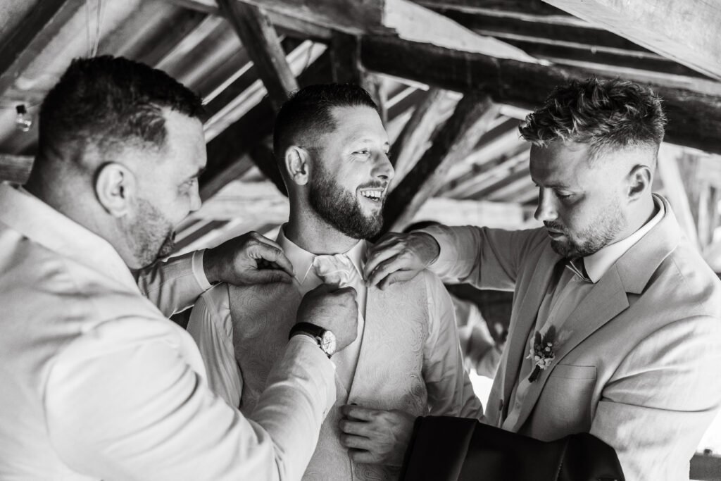 préparation du marié au miroir des lys noé