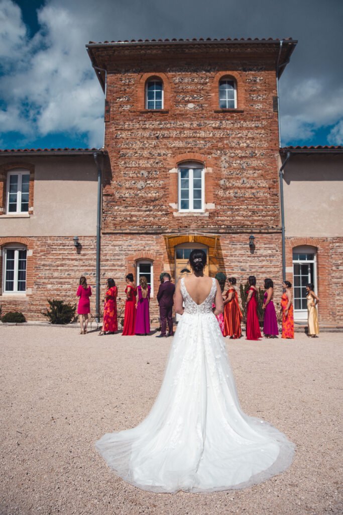 la mariée et ses demoiselles d'honneur au miroir des lys noé